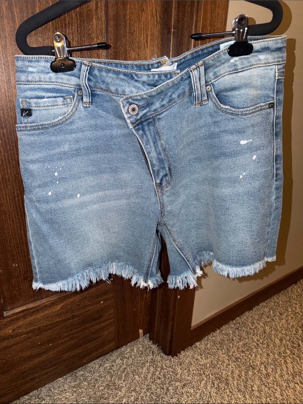 KanCan Light Wash Frayed Hem Denim Shorts